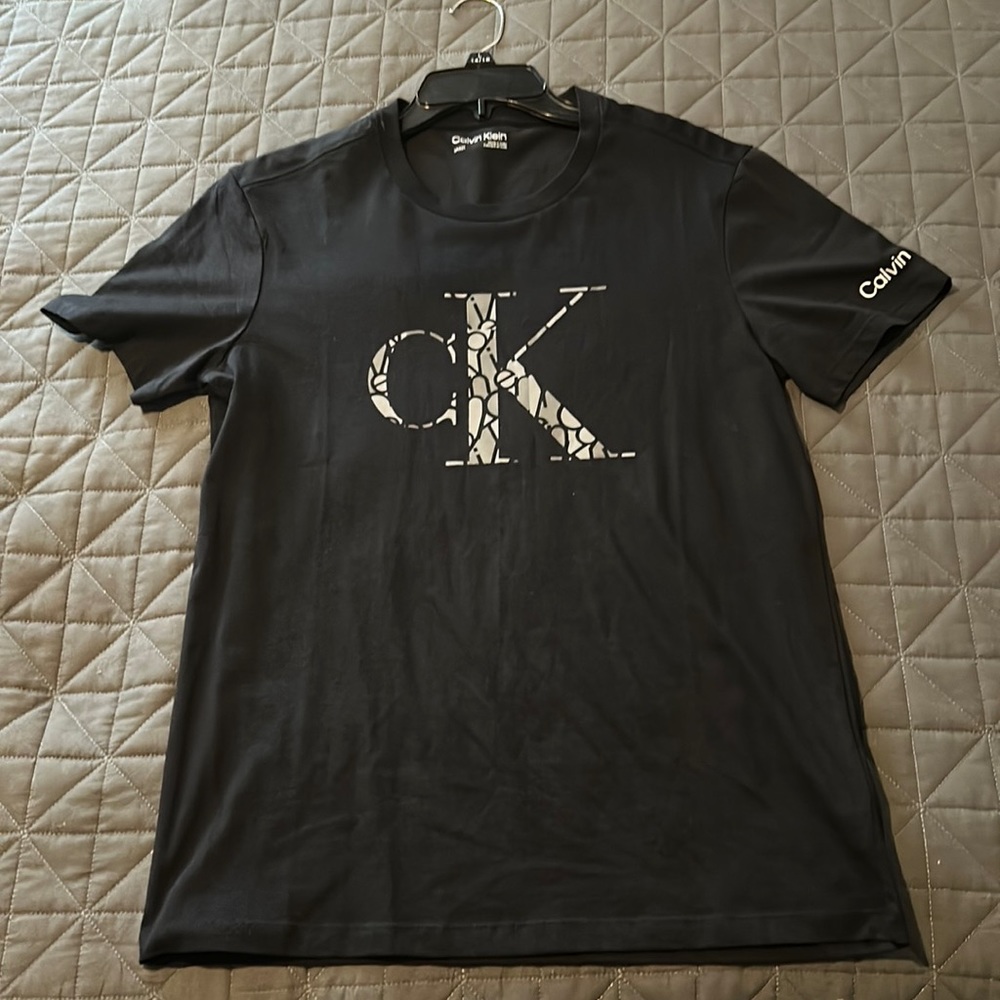 Michael Kors Shirt size small